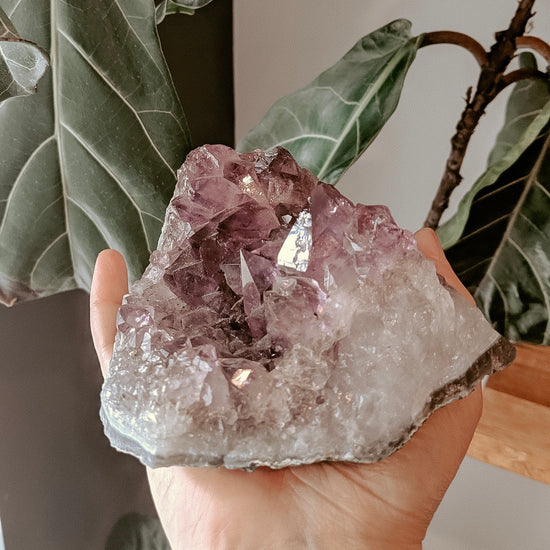 How to full moon crystal cleanse
