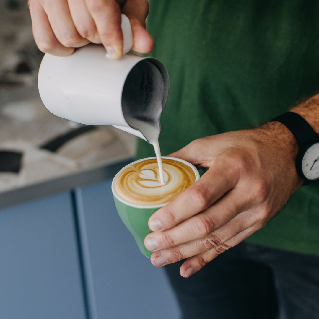 How to Make Latte Art Like a Barista